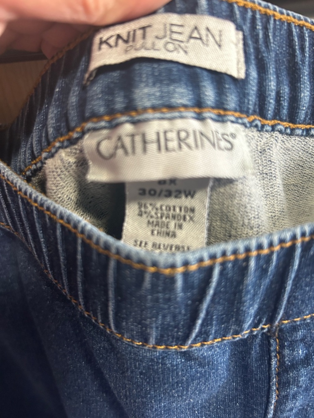 Capris - Picture 4 of 4